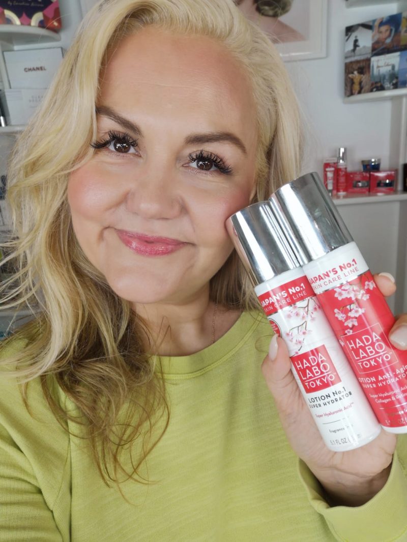 Blog - FIGHT FINE LINES  Mentholatum UK - Anti Aging Skincare